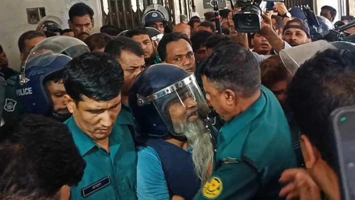 যুবদল নেতা আরিফ হত্যায় সুব্রত বাইনের ১০ দিনের রিমান্ড চেয়ে ডিবির আবেদন