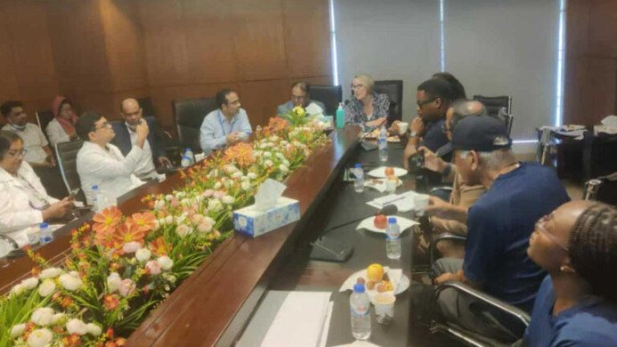 মাইলস্টোন দূর্ঘটনায় আহতদের খোঁজ নিতে বার্ণ ইনস্টিটিউটে ব্রিটিশ হাইকমিশনার