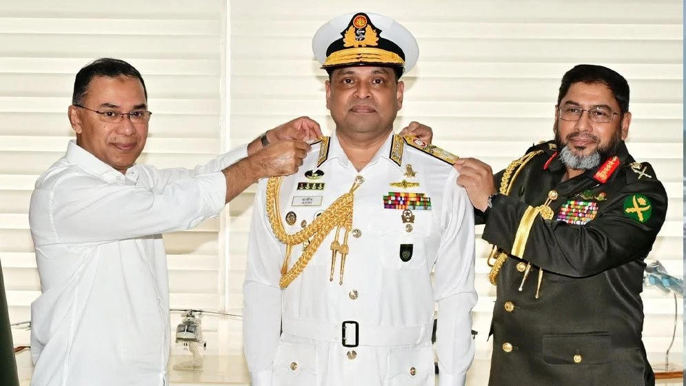 অ্যাডমিরাল পদে পদোন্নতি পেলেন নৌবাহিনী প্রধান খোন্দকার মিসবাহ