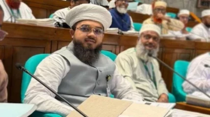 সালিস বৈঠকে ক্ষুব্ধ এমপি বললেন ‘চুপ করেন একেবারে খেয়ে ফেলব’