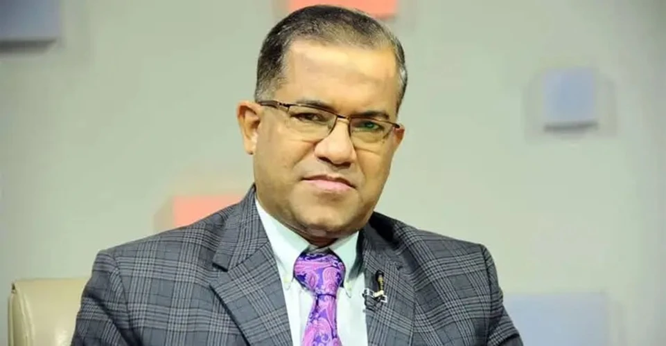 দুদকের চেয়ারম্যান পদে আবেদন ব্যারিস্টার এম সরোয়ারের