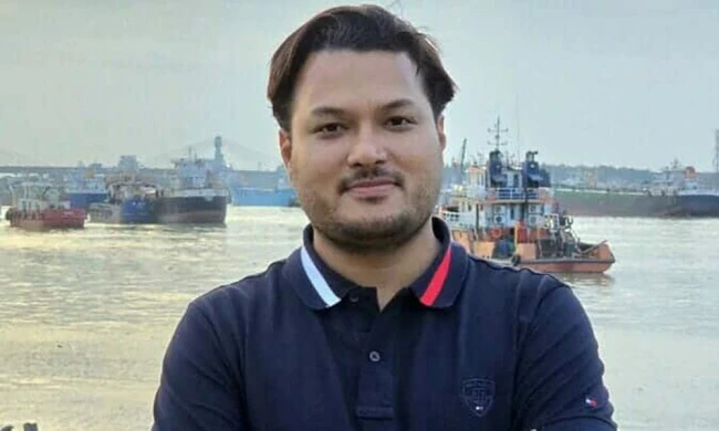 মাহফুজ আলম ও এনসিপি নেতাদের দুর্নীতির প্রমাণ প্রকাশের ঘোষণা মুনতাসিরের