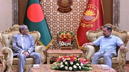 বঙ্গভবনে রাষ্ট্রপতির সঙ্গে প্রধানমন্ত্রীর সৌজন্য সাক্ষাৎ