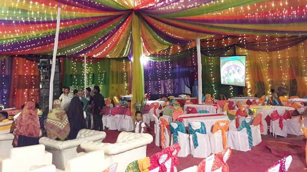 চট্টগ্রামে ভুল বিয়েতে হাজির বরযাত্রীরা, খেয়ে নিলেন অন্য বিয়ের খাবার