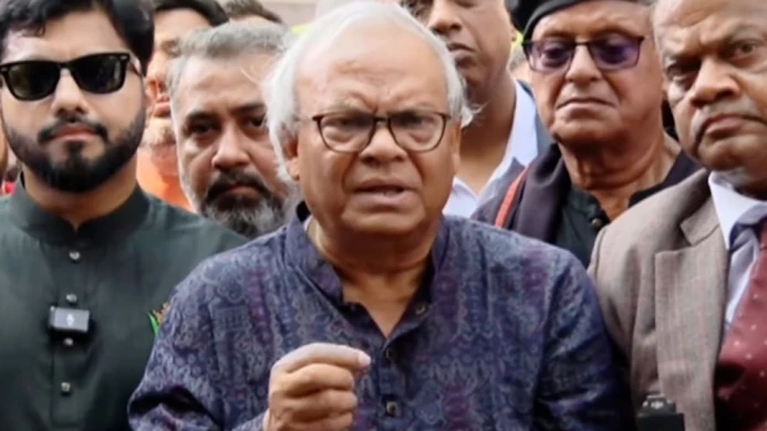 সহিংস মব রাজনীতিতে গণতন্ত্র হুমকির মুখে: রিজভী