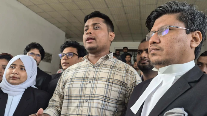 ঋণখেলাপিদের জন্য পরবর্তী বাংলাদেশ জাহান্নাম: হাসনাত