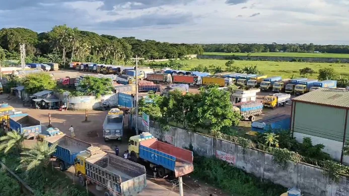 আখাউড়া স্থলবন্দরে সাত দিন বন্ধ থাকবে আমদানি-রপ্তানি