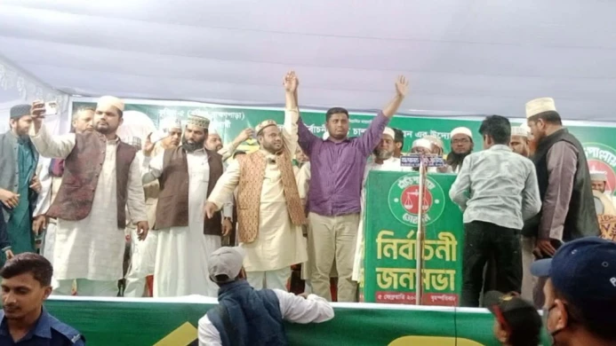 পরিবর্তনের জন্য ঘরে ঘরে নির্বাচনী বার্তা পৌঁছে দেওয়ার আহ্বান: হাসনাত