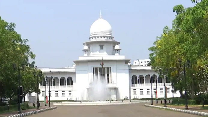 আওয়ামী লীগের কার্যক্রম নিষিদ্ধের প্রজ্ঞাপন স্থগিত চেয়ে রিট
