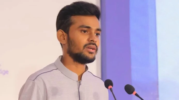 আসিফ মাহমুদসহ চারজনের বিরুদ্ধে দুদকের অনুসন্ধান