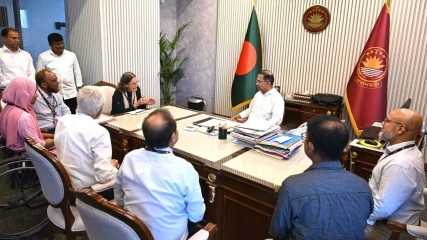 প্রধানমন্ত্রীর সঙ্গে সিআরপি প্রতিনিধিদের সৌজন্য সাক্ষাৎ