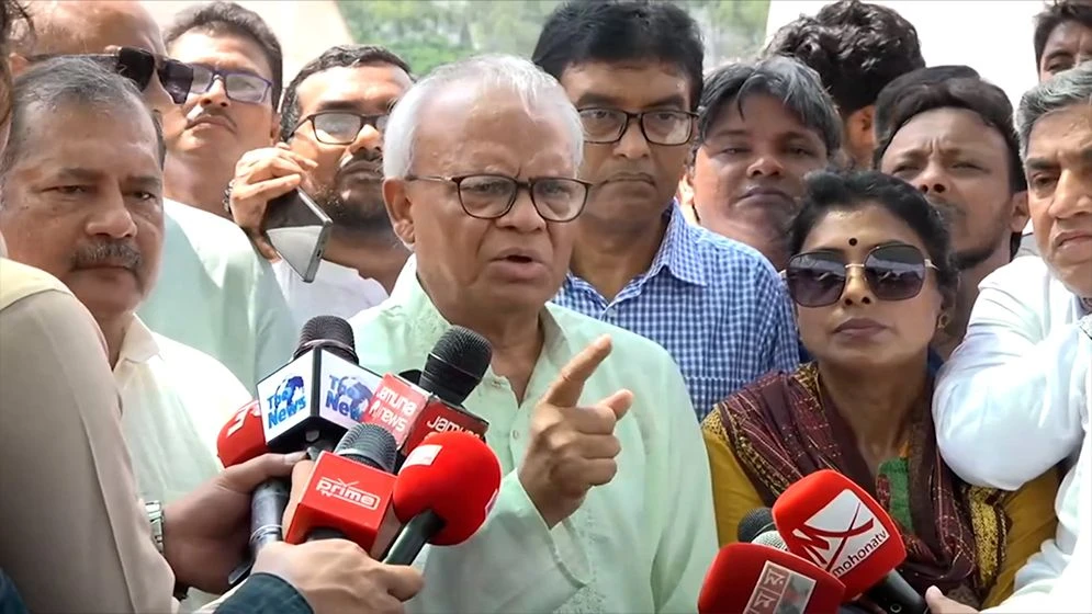 সংকটের মধ্যেও জনগণের কাছে দায়বদ্ধ সরকার: রিজভী