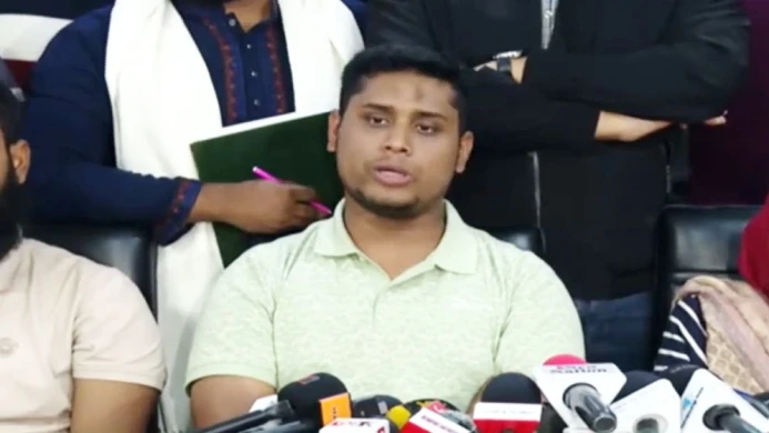 নির্বাচনে কেন্দ্র দখলের চেষ্টা হলে প্রতিরোধের আহ্বান: হাসনাত