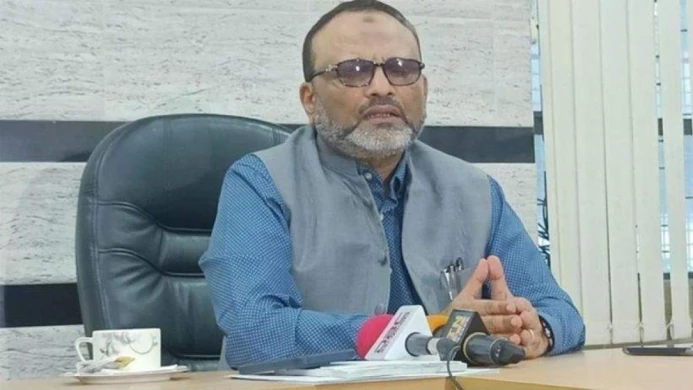 ঢাবি উপাচার্য পদ থেকে পদত্যাগ করেছেন অধ্যাপক নিয়াজ আহমদ