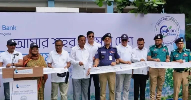 আইনের ফাঁকে বেরিয়ে আবার অপরাধে জড়াচ্ছে ছিনতাইকারীরা: আইজিপি