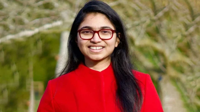 ঢাকা-৯ আসনে ফুটবল প্রতীক পেলেন ডা. তাসনিম জারা