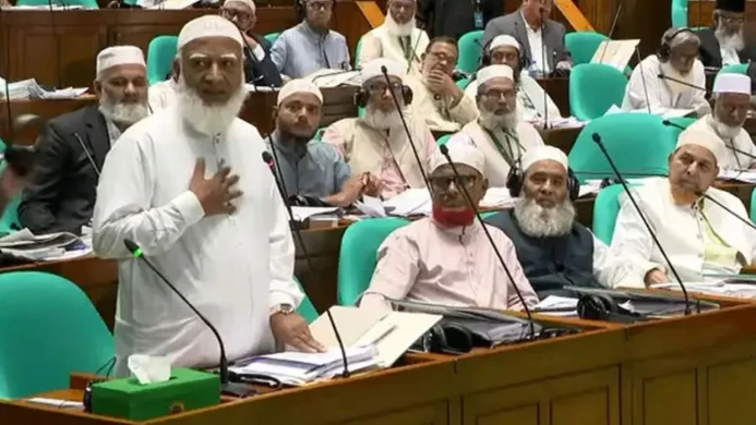 সংসদে বিরোধীদলের ফের ওয়াকআউট