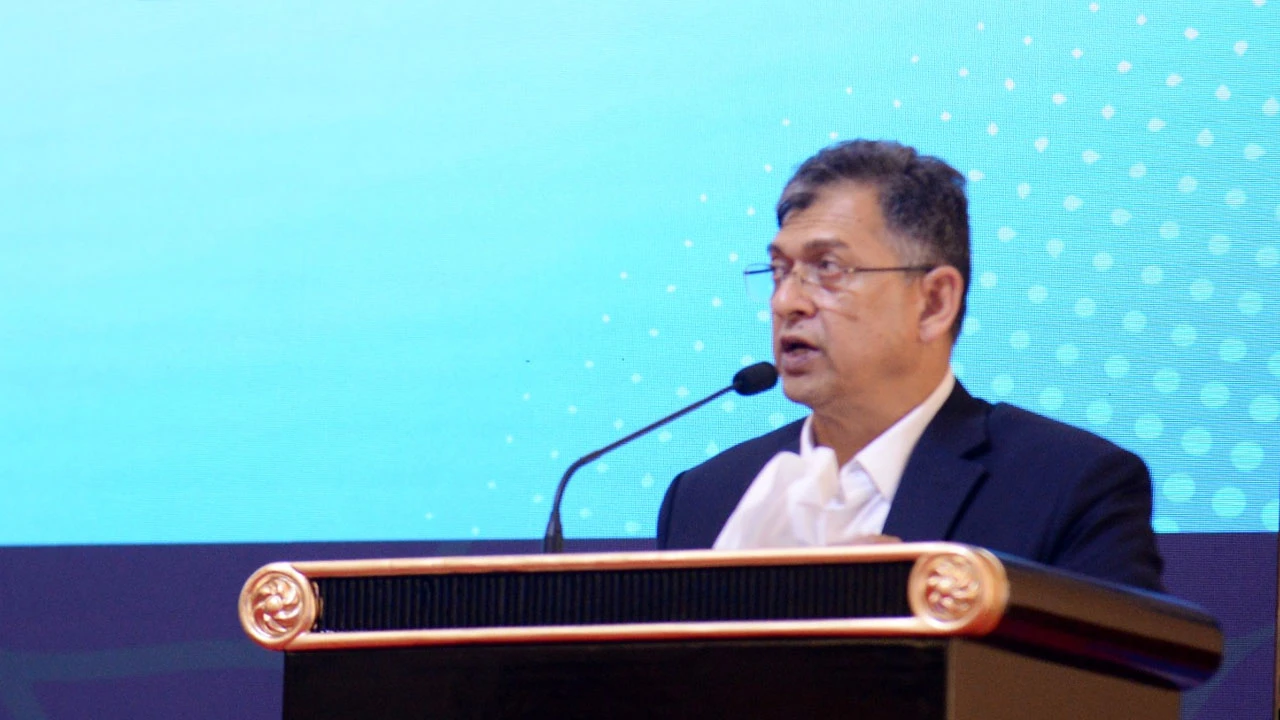 পুলিশের দাবি বাস্তবায়নে কাজ করছে সরকার: স্বরাষ্ট্রমন্ত্রী