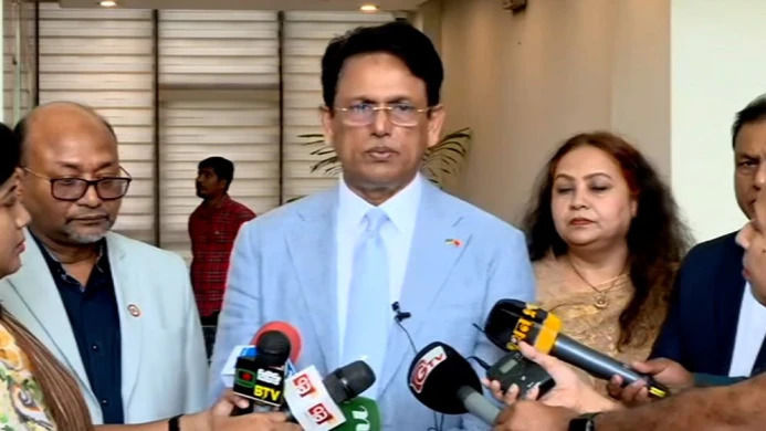 বিদেশে উচ্চশিক্ষার ভিসা সহজ করতে বিশেষ কমিটি: শিক্ষামন্ত্রী