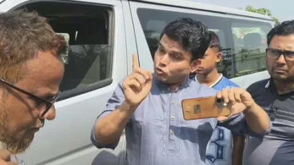 সাংবাদিকদের গাড়ি আটকে চাঁদা দাবির অভিযোগ যুবদল নেতার বিরুদ্ধে