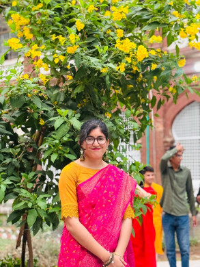 ঢাকা বিশ্ববিদ্যালয়ের হলে বাম দল ব্যতীত বাকিদের রাজনীতি নিষিদ্ধের দাবি উমামা ফাতেমার