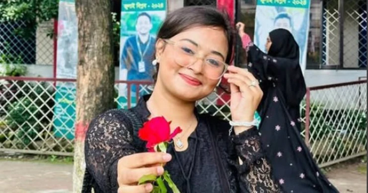 সাংবাদিককে অপহরণ–নির্যাতনের ঘটনায় ভাইরাল সুরভীর বিরুদ্ধে মামলা