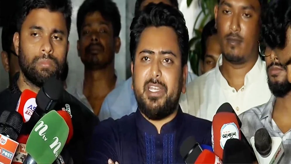 প্রধানমন্ত্রীর ব্যর্থতায় সরকার মেয়াদ শেষ করতে পারবে না: নাহিদ