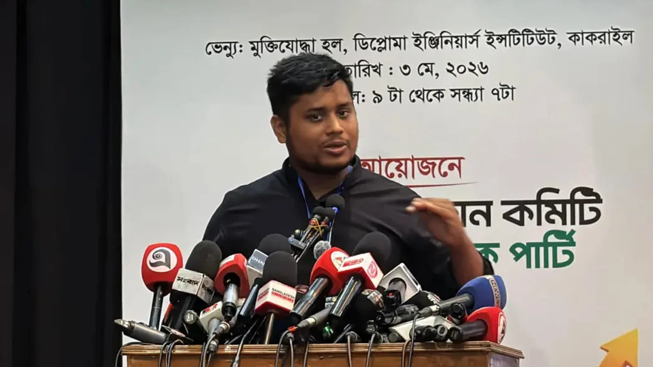 রাষ্ট্রীয় সংস্কার প্রক্রিয়া থেকে বিচ্যুত হচ্ছে সরকার: হাসনাত আব্দুল্লাহ
