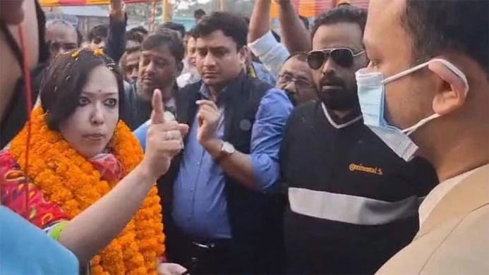 ম্যাজিস্ট্রেটের সঙ্গে উত্তপ্ত তর্ক, রুমিন ফারহানাকে শোকজ