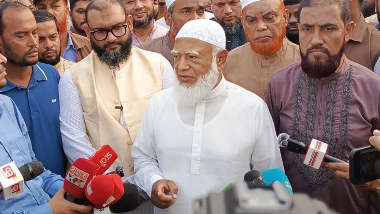 বাজার অস্থিরতার পেছনে সিন্ডিকেট ও চাঁদাবাজরা জড়িত: জামায়াত আমির