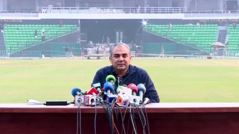 এশিয়া কাপ ট্রফি বিতর্কে ঝড়, নাকভির আইসিসি পদ হারানোর আশঙ্কা!