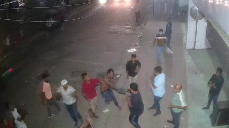 মালিবাগে সোহাগ পরিবহনে হামলা ও ভাঙচুর, অভিযোগ বিএনপি নেতার