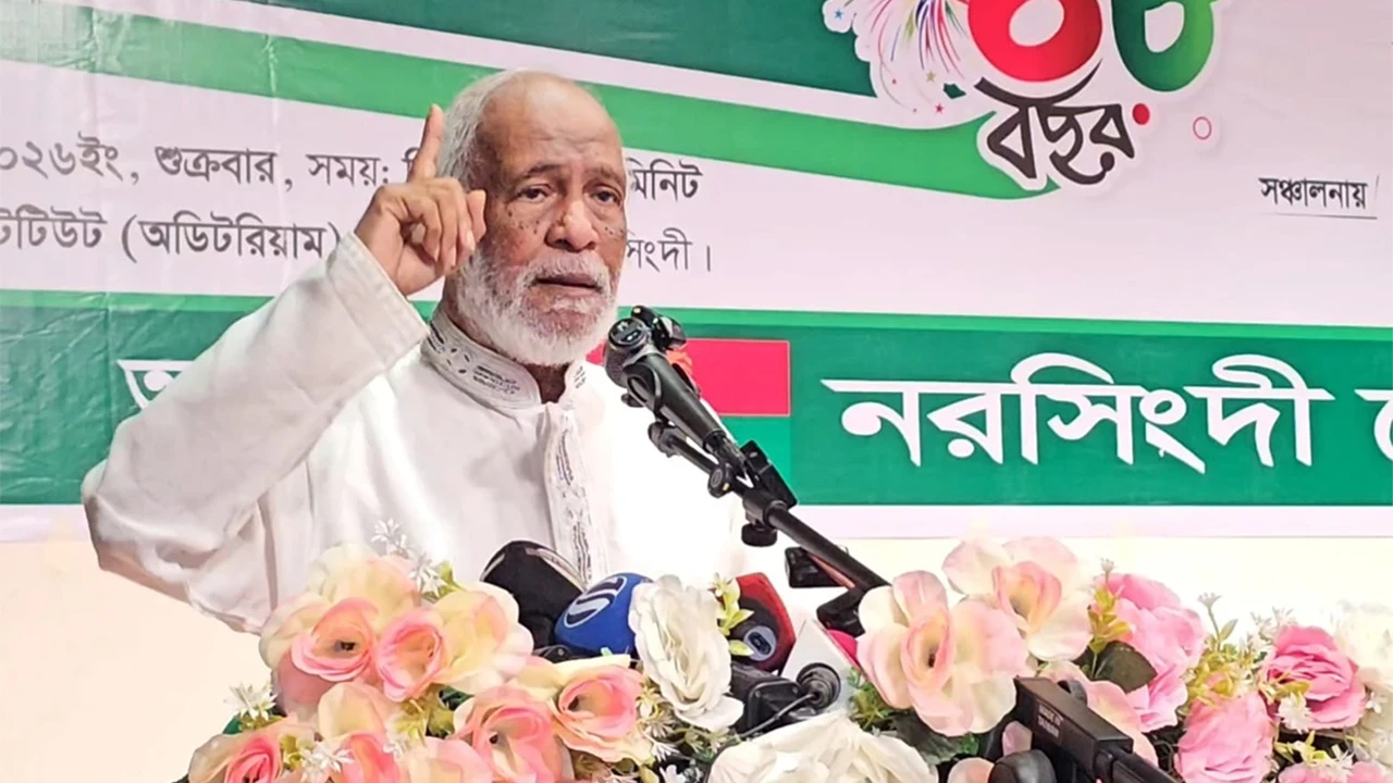 বিএনপির ইতিহাস সামনে এগোনোর, আ.লীগের পেছনে চলার: মঈন খান