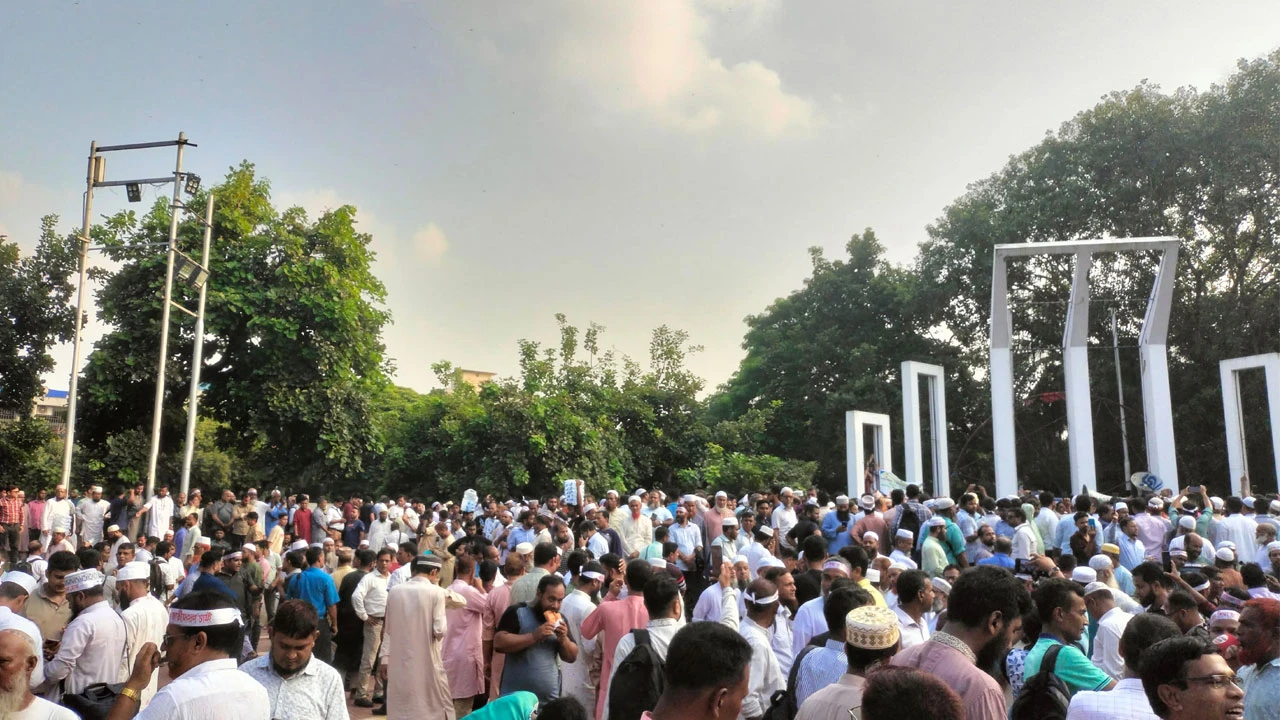 সারাদেশে এমপিওভুক্ত শিক্ষকদের অনির্দিষ্টকালের কর্মবিরতি শুরু