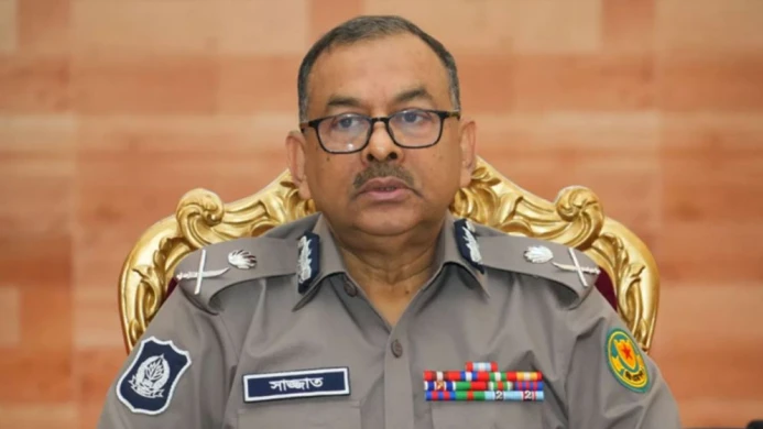 ব্যক্তিগত কারণ দেখিয়ে ডিএমপি কমিশনারের পদত্যাগ