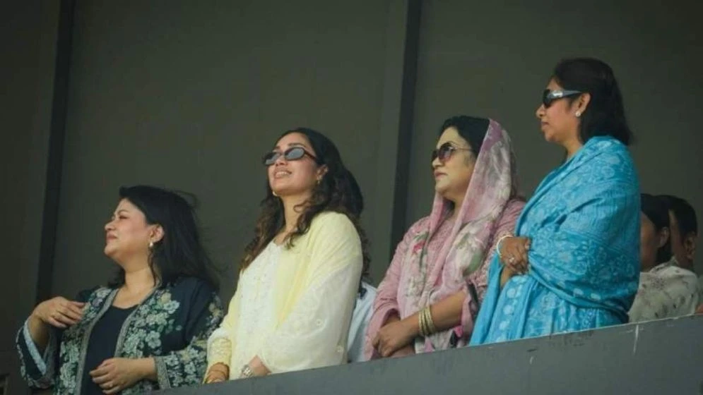 বাংলাদেশ-নিউজিল্যান্ড ম্যাচে গ্যালারিতে জাইমা রহমান