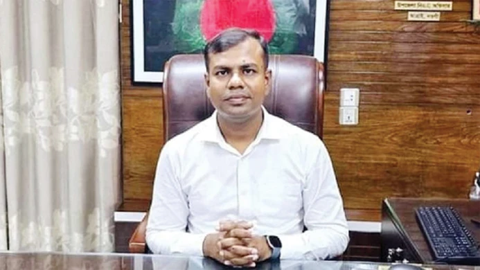 চাচাকে বাবা দেখিয়ে মুক্তিযোদ্ধা কোটায় চাকরি নেওয়া ইউএনওকে ওএসডি