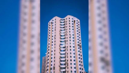 ৩৪ তলার ফ্ল্যাট কিনে পরে জানলেন ভবনই ৩২ তলা