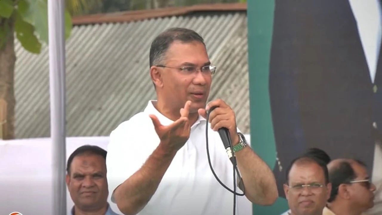 নির্বাচনী প্রতিশ্রুতি বাস্তবায়নে ফ্যামিলি কার্ডে অগ্রাধিকার: প্রধানমন্ত্রী