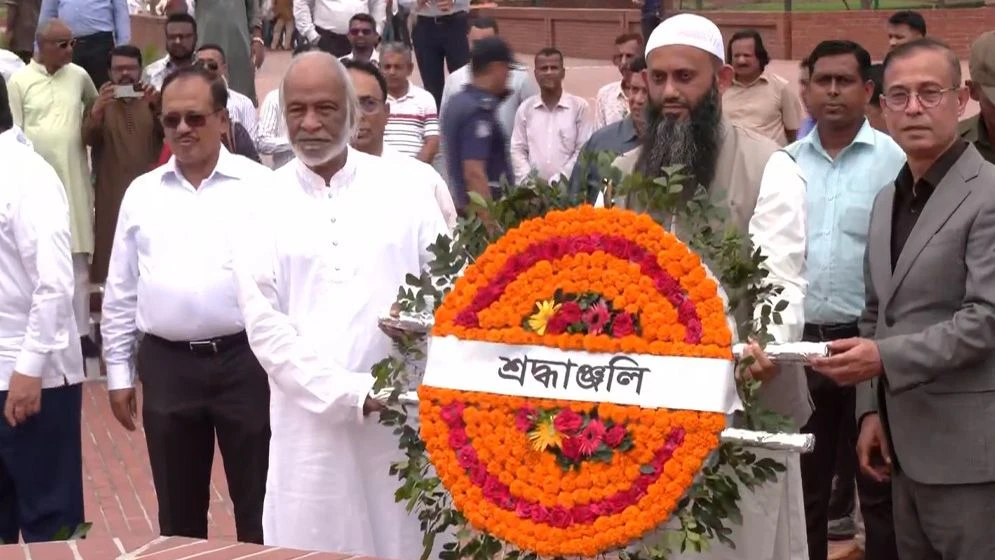 জাতীয় স্মৃতিসৌধে শ্রদ্ধা জানালেন নবনিযুক্ত মন্ত্রী-প্রতিমন্ত্রীরা