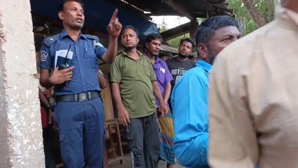 ঘুষের টাকায় পুলিশের পোশাক, ঘুষ খাওয়ার মন্তব্যে সেই এএসআই ক্লোজড