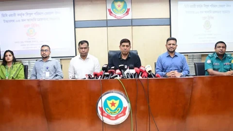 নিষিদ্ধ আওয়ামী লীগের কার্যক্রম চলতে দেওয়া হবে না: ডিবি প্রধান