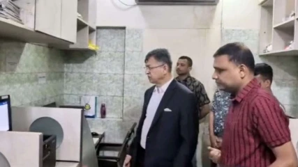 দালালমুক্ত পুলিশ সেবা নিশ্চিতের নির্দেশ স্বরাষ্ট্রমন্ত্রীর