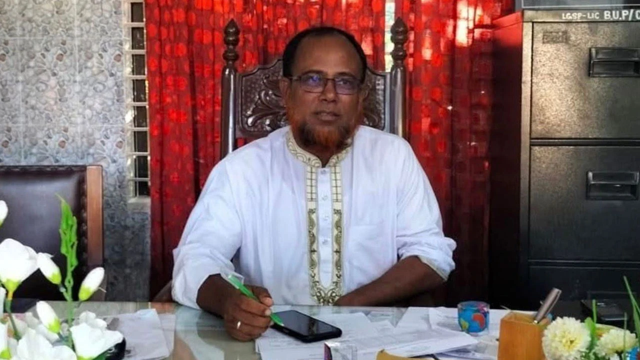 চাঁদা দাবির অভিযোগে জামায়াত নেতাসহ ২৫ জনের বিরুদ্ধে মামলা