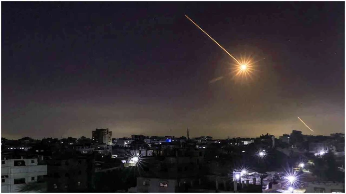 তুরস্কের দিকে ইরানের ক্ষেপণাস্ত্র হামলা ন্যাটোর প্রতিরোধে ভূপাতিত