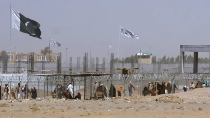 যুদ্ধবিরতির মধ্যেই পাকিস্তান-আফগানিস্তান পাল্টাপাল্টি হামলার অভিযোগ