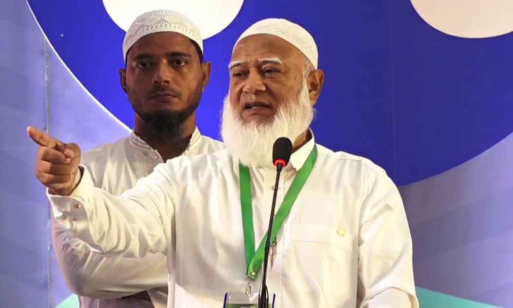সংকটে পড়ে জামায়াতের কোনো নেতা দেশ ছেড়ে পালিয়ে যায়নি : জামায়াত আমির