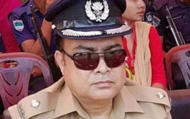 দুর্নীতি ও মানিলন্ডারিংয়ের অভিযোগে সাবেক ওসির বিরুদ্ধে দুদকের মামলা