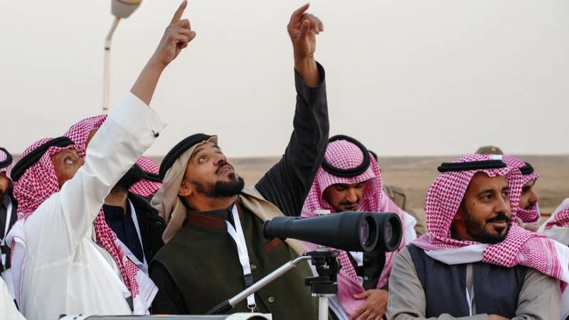 শুক্রবার পবিত্র ঈদুল ফিতর পালন করবে সৌদি আরব