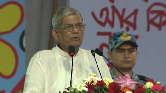হানাহানি এড়িয়ে সমঝোতার ভিত্তিতে রাজনীতি করুন: রাষ্ট্রপতি